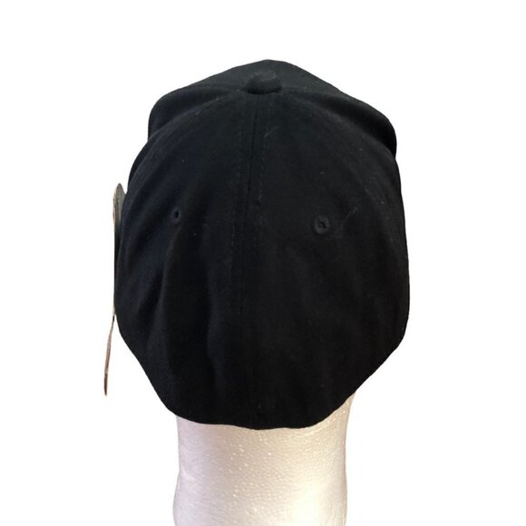 NWT Interlaken Fisheries Hat Cap Black Flexfit Precurved Bill Fishing Boat New - Picture 5 of 8